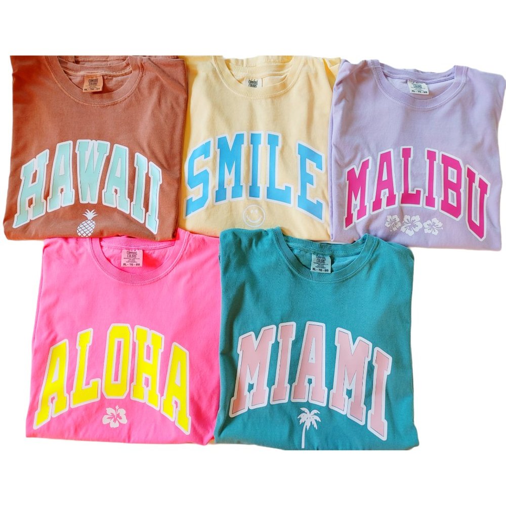 Malibu California Hibiscus T-Shirt - Picture 8 of 9